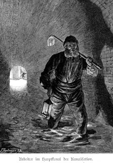 Worker in the main sewer, Berlin, lantern, light, hoe, tunnel, darkness, underground, stone walls,