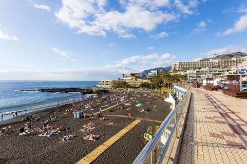 Promenade on Las Arenas beach in Puerto de Santiago, Atlantic, Tenerife, Canary Islands, Spain