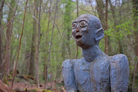 Gollum, Smeagol, wooden sculpture, The Lord of the Rings, J.R. Tolkien, fantasy, woodcarving,