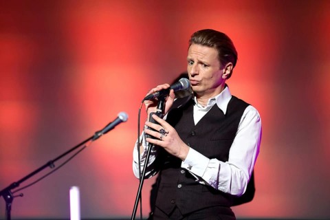 Alexander Scheer sings David Bowie at the German Audio Film Awards ceremony at the Colosseum cinema