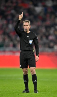 Referee Tobias Stieler gesture index finger raised soccer Bundesliga, Allianz Arena, Munich,