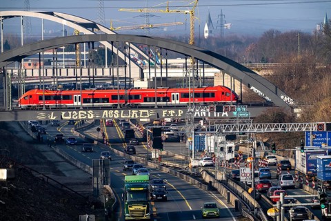 Traffic jam on the A43 motorway near Herne, heading north, in front of the barrier system, the