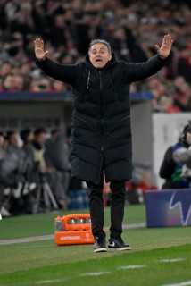 Coach Luis Enrique FC Paris Saint-Germain PSG on the sidelines gesture Champions League, MHPArena,