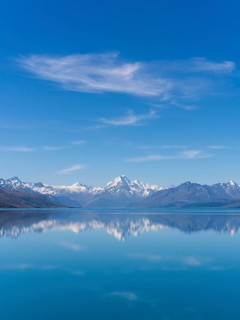 Landscape with mountain and lake. Lake Pukaki and Mount Cook. Aoraki Mount Cook National Park,