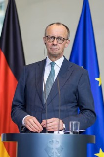 Friedrich Merz (Chancellor of the Federal Republic of Germany, CDU) at a joint press conference
