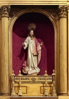 Sacred artwork in the Igreja Paroquial de Santo Ildefonso, Santo Ildefonso Church and Museum,