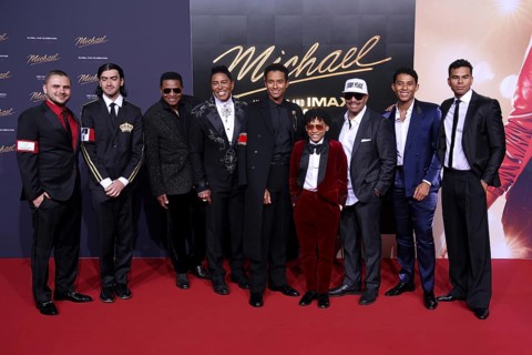 Prince Jackson, Bigi Jackson, Jackie Jackson, Jermaine Jackson, Jaafar Jackson, Juliano Valdi,
