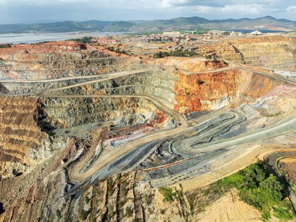 Aerial view of Corta Atalaya open pit mine, copper mine, Rio Tinto, Minas de Rio Tinto, Andalusia,