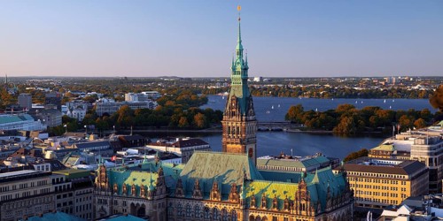 City view from above with the town hall and the Alster, Hamburg, Germany