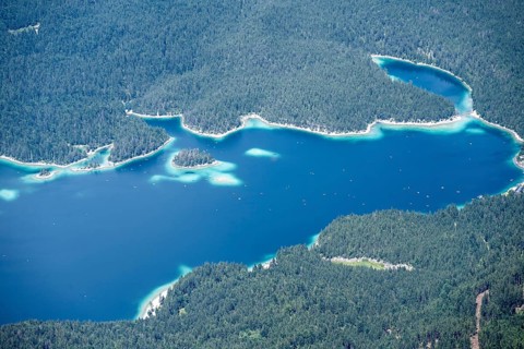 View of the Eibsee lake, from the summit of the Zugspitze, Wetterstein range, Wetterstein range,