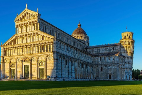 The Cathedral of Santa Maria Assunta and the Leaning Tower in the evening light, Pisa, Tuscany,
