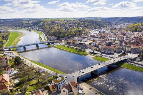 Aerial view of the city with Elbe, Elbe bridges, Plossen and old town, in the background the