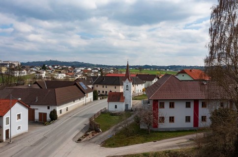 Drone shot, view of the village, village church of Unterweitersdorf, Mühlviertel, Upper Austria,