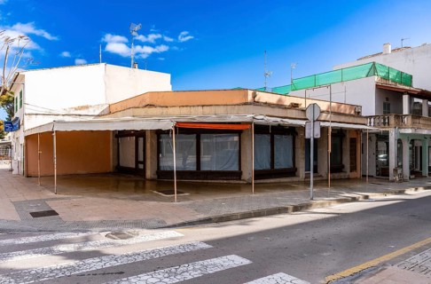 Retail, shops not yet open, pre-season in Cala Rajada, Balearic Islands, Majorca, Spain