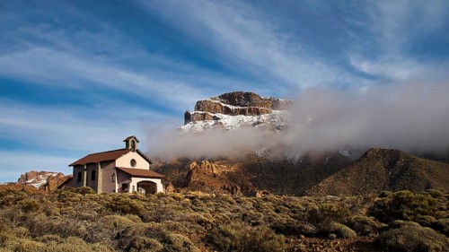 Ermita de las Nieves, church with mountain backdrop and impressive clouds, Teide, Parque Nacional