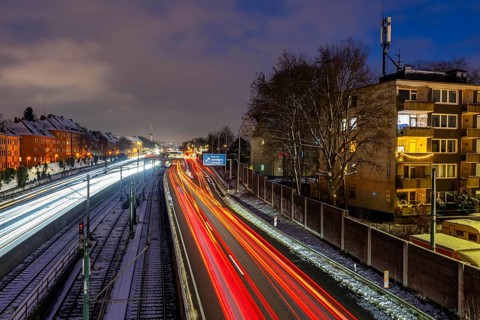 Autobahn A40, Ruhrschnellweg, near Essen at the Frohnhausen junction, evening traffic in winter,