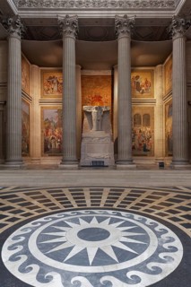 Panthéon, National Hall of Fame, interior with war memorial to the unknown victims of World War I,