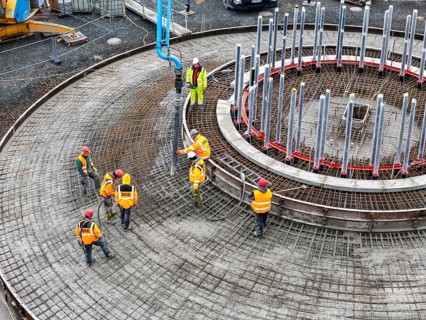 Concreting, concreting the foundation of a wind turbine, more than 600 cubic meters of concrete