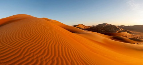 Sand dunes in the Rhub al Khali desert, empty quarter, largest sandy desert in the world, Oman
