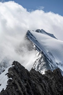 Rocky mountain ridge and glaciated mountain peak Großer Möseler, glacier Furtschaglkees, Berliner