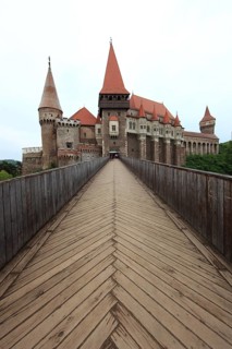 Hunedoara Castle, Castelul de Hunedoara, also Corvinus Castle, Corvini Castle, Eisenmarkt Castle,