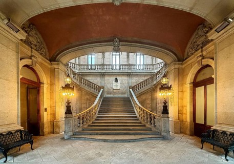Palácio da Bolsa, magnificent staircase in the stock exchange in neoclassical style, UNESCO World