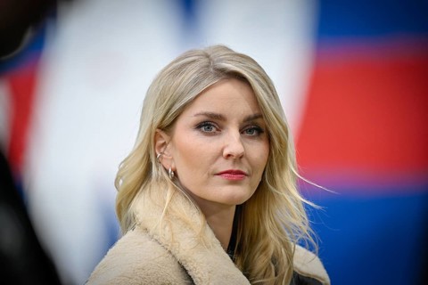 SKY presenter reporter Lisa Hofmann portrait soccer Bundesliga, Voith-Arena, Heidenheim,