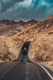 Death Valley woman tourist