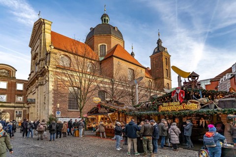 Christmas market at the Dominican Church in Münster, North Rhine-Westphalia, Germany