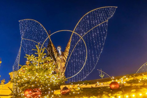 Baroque Christmas market with illuminated angels between the Protestant City Church and the
