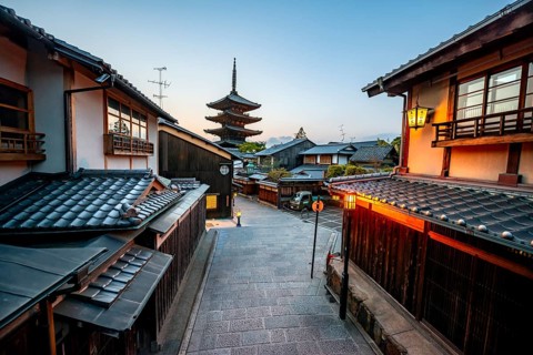 Yasaka dori historic street in the old town with traditional Japanese houses, five-story Yasaka