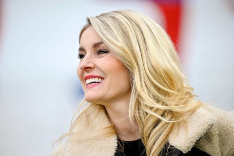 SKY presenter reporter Lisa Hofmann Portrait smiles soccer Bundesliga, Voith-Arena, Heidenheim,