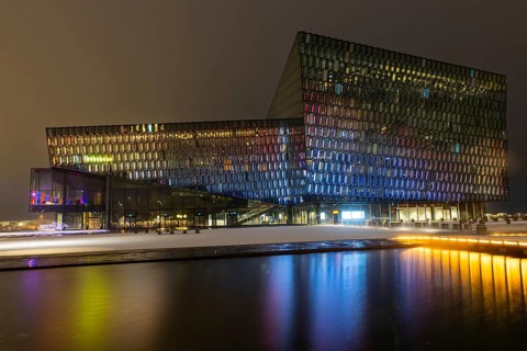 Harpa Concert Hall, Tónlistar- og ráðstefnuhúsið í Reykjavík, Blue Hour, Winter, Reykavik, Iceland,