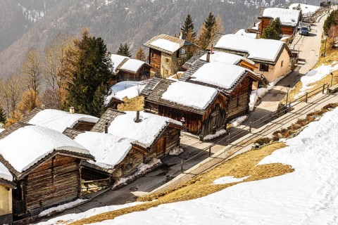 Snow-covered old farmhouses, historic town center, Chandolin, Val d'Anniviers, Valais Alps, Canton