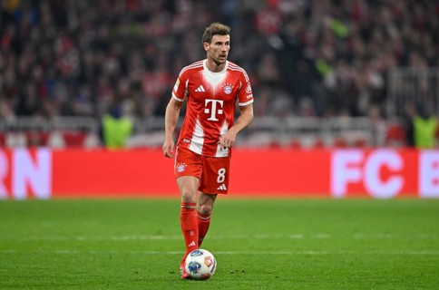 Leon Goretzka FC Bayern Munich FCB (08) Action on the ball Football Bundesliga, Allianz Arena,