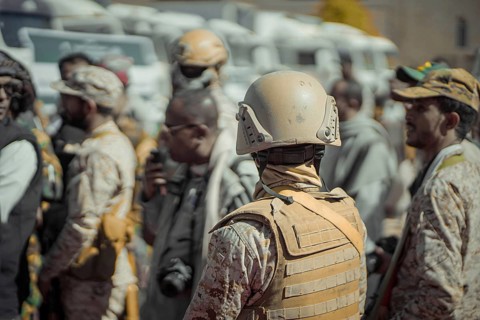In Seiyun, Yemen on January 04, 2026, soldiers of the Yemeni Armed Forces take full control of the