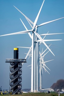 Viewing platform at Landtong Rozenburg wind farm, Noordzeeweg, Paal 83 watchtower 22 meters high,