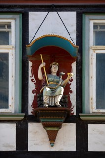 Hygieia, figurative façade decoration, patron saint of pharmacists, Raths-Apotheke Goslar, one of