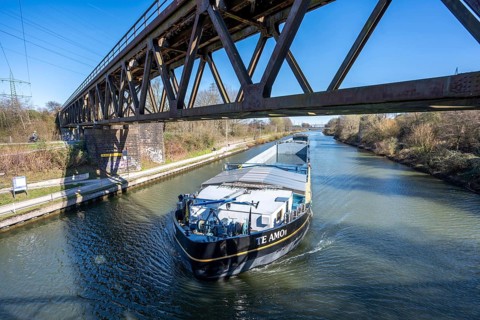 Cargo ship, Te Amo II barge on the Rhine-Herne Canal near Oberhausen, heading west, unladen, North