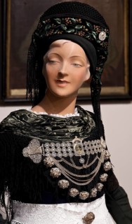 Frisian traditional costume from Föhr with headscarf and silver breast chain, Frisian Museum Wyk on