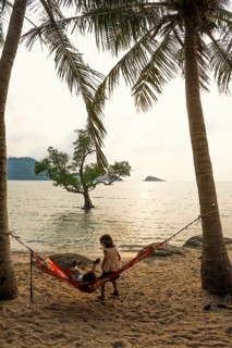 Tree in the sea, The Lonely Tree in the Sea, sunset, Klong Son Beach, Ko Chang, Koh Chang, Mu Ko