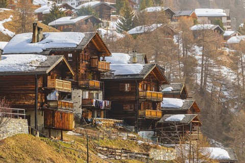 Snow-covered old farmhouses, historic town center, Chandolin, Val d'Anniviers, Valais Alps, Canton