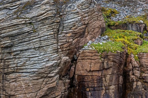 Bedrock structure on Phippsøya / Phipps Island in the Arctic Ocean in Sjuøyane, archipelago north