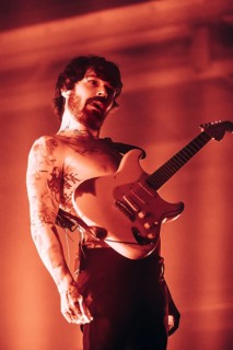 Simon Neil, singer and guitarist of Biffy Clyro live at Zenith in Munich on 12.02.2026
