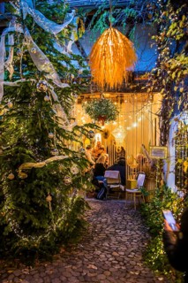 Christmas market, Burkheim, Vogtsburg, Kaiserstuhl, Baden-Württemberg, Germany