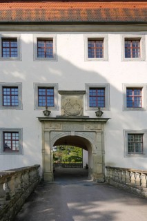 Geislingen moated castle, passageway of the north-east wing, classical portal with pilasters, year