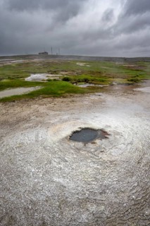 Steaming hot spring, Fagrihver, Hveravellir geothermal area, Icelandic highlands, Suðurland,
