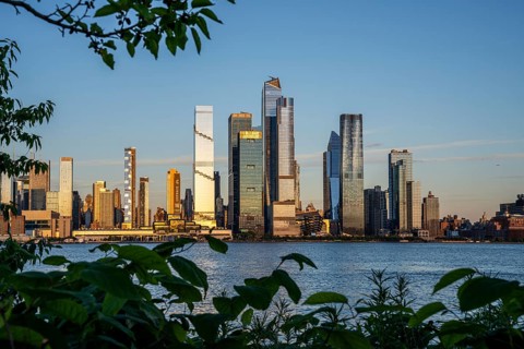 Hudson Yards sunset skyline, Weehawken Waterfront Park, Hoboken, New York, USA