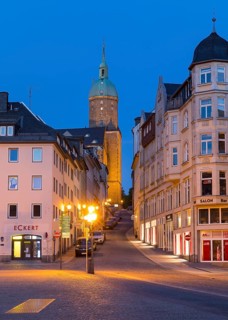Große Kirchgasse with St Annen church in the evening, Annaberg-Buchholz, Erzgebirge, Saxony,