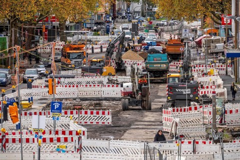 Large-scale construction site on Alleestrasse in downtown Bochum, road construction, construction